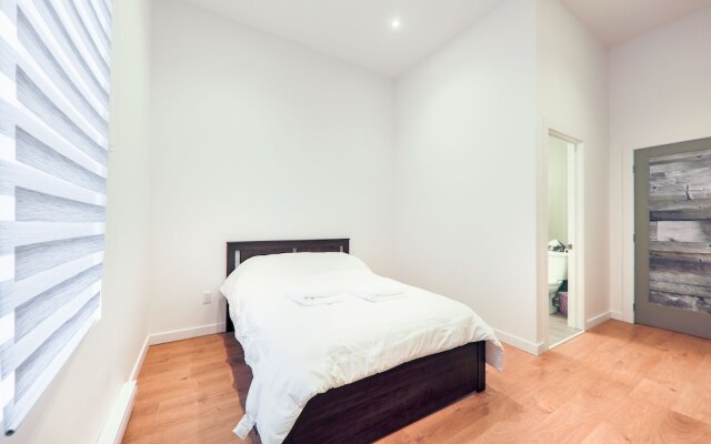 HoMa HomeStay Hotel by Olympic Stadium Montreal (Auberge/Hostel)