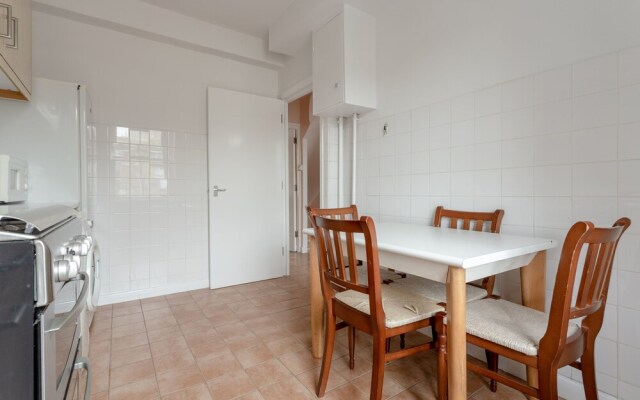 Spacious 3 Bedroom Flat In Covent Garden