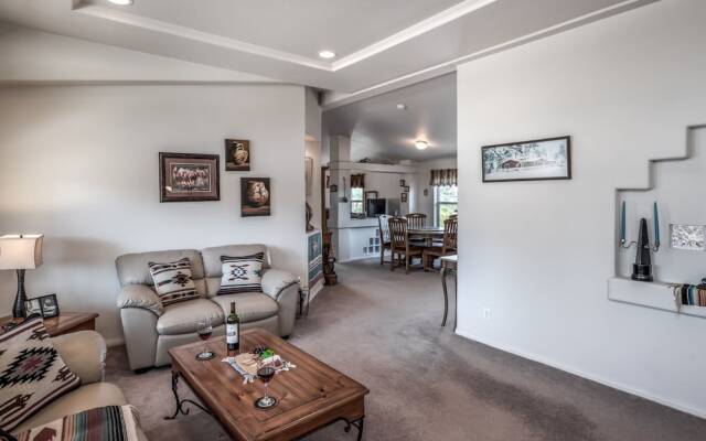 137 Gavilan Hills Road