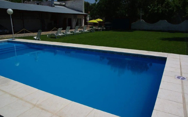 Rioma Hotel