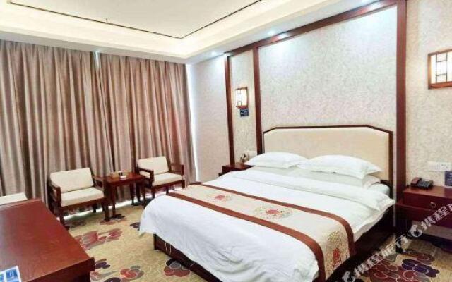 Starway Hotel Xingyi Street Garden