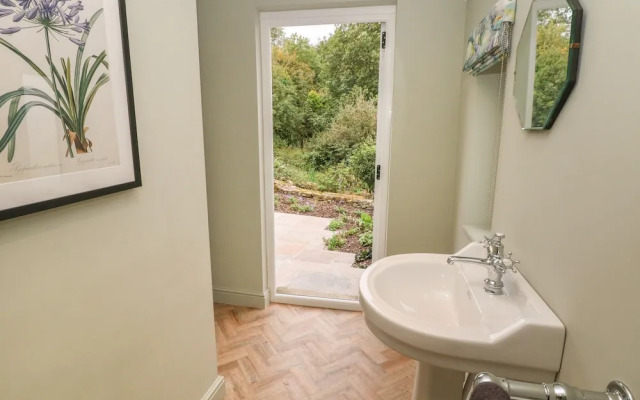 Overlea Cottage