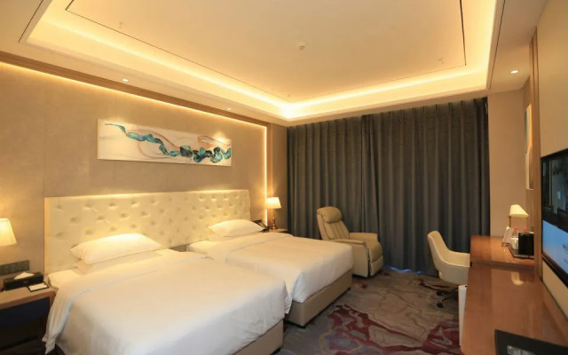 Ramada by Wyndham Zhumadian West Station