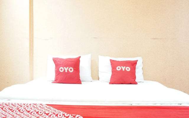 OYO 93545 Gateway Cicadas Apartment By Barbie Homestay