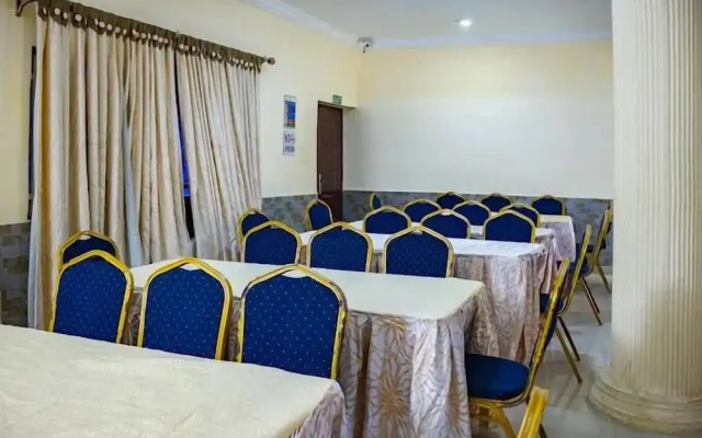 Dalice Hotel and Suites