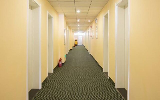 Hanting Express Dashanzi 798 Art District