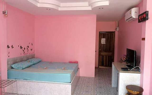 OYO 1092 Sea Of Love