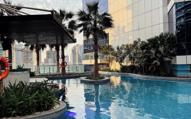 Luxury Hostel Business Bay