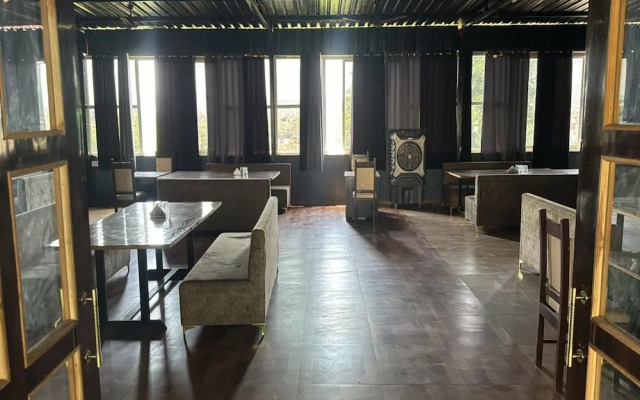 Hotel Eagle Inn