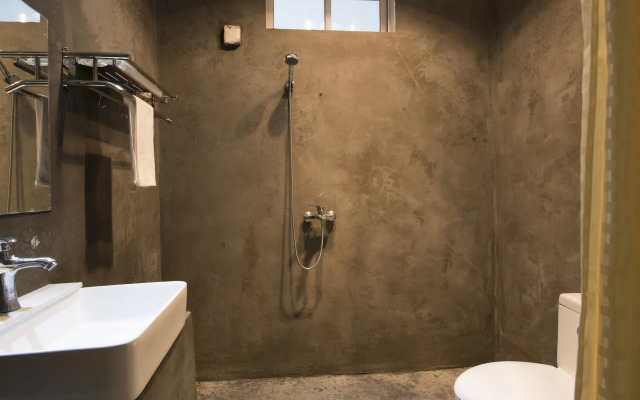 Shi Lin family folk inn