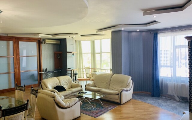Panoramic Apartments 200 m2 of space