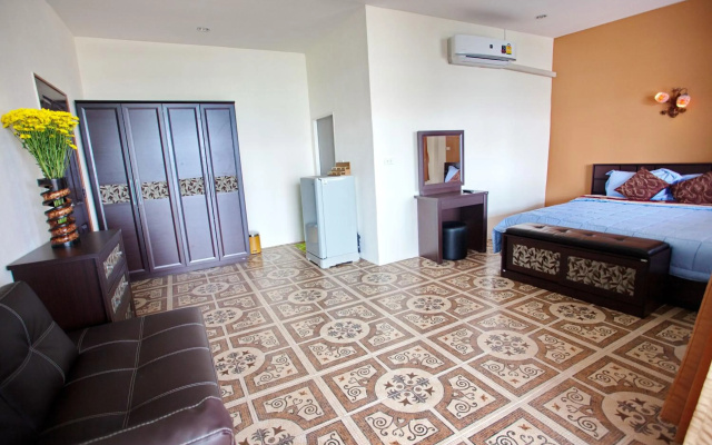Sea Breeze Guest House – Guest Rooms – Cha-am