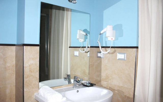 Daplace - Gran Torino Suites