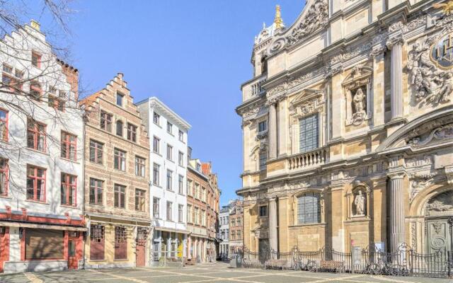 The Hendrik Lodge Old Town Antwerp