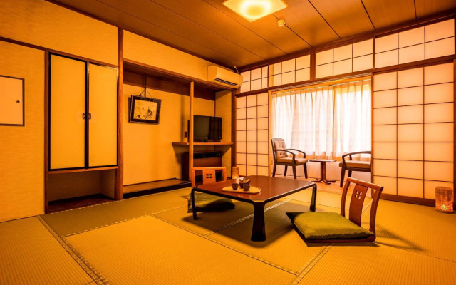 Ooedo Onsen Monogatari Premium Enakyo