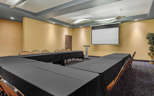 Best Western Plus The Inn At St. Albert