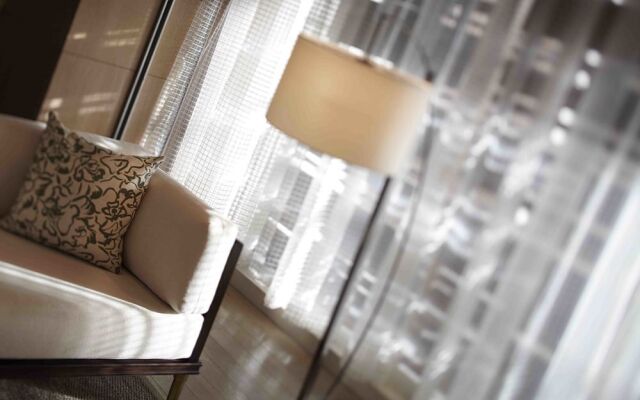 Renaissance Tianjin Lakeview Hotel cum Marriott Executive Apartments