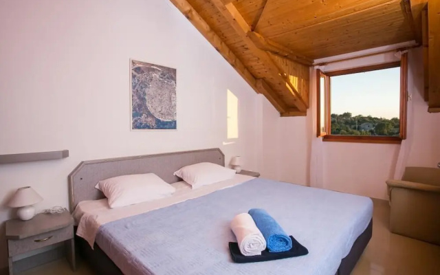 Holiday Home Luce
