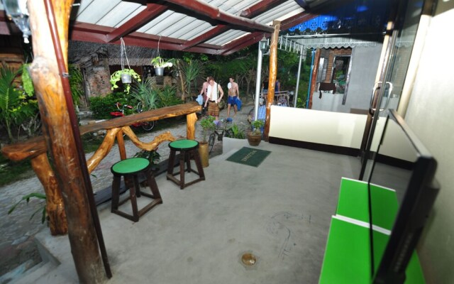 Phi Phi Backpacker - Hostel
