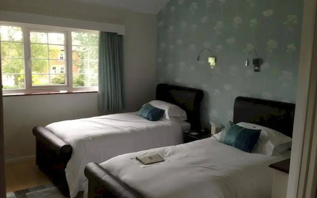 Silverstone Guest House