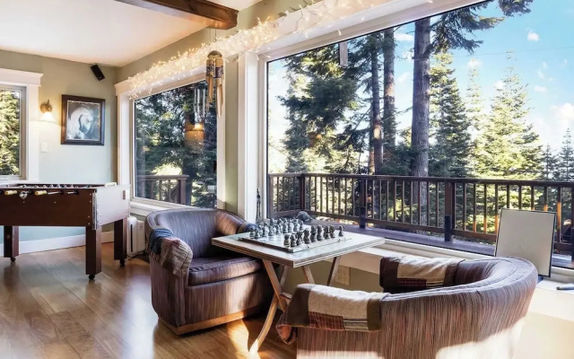Carnelian Bay Getaway