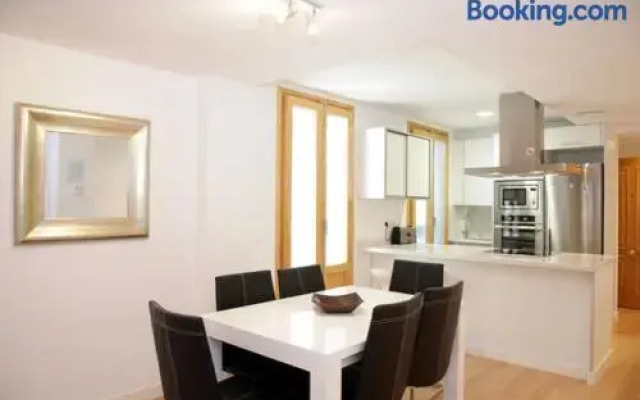 Apartamentos Edificio Palomar