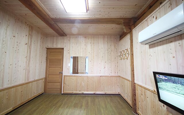 Suncheonman Doyobird Lodge Pension