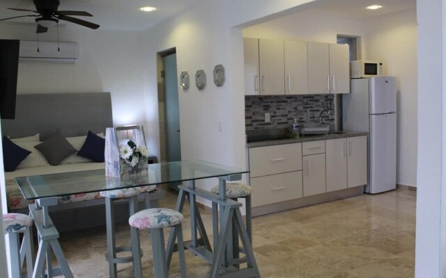5a Coral Suites