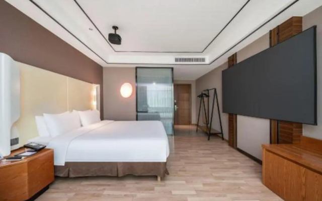 Campanile Hotel Shenzhen Honghuashan Metro Station