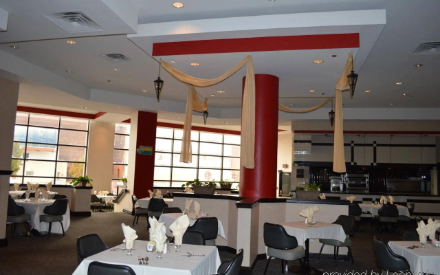 Hilton Garden Inn Toledo Downtown