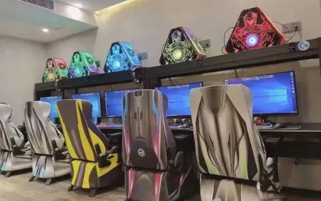 Wall Street E-sports Hotel