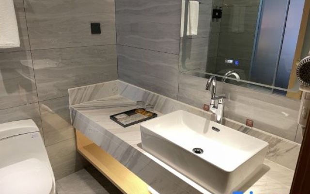 Vienna Hotel (Taihe High Speed Railway Station) – Bathroom – Jian