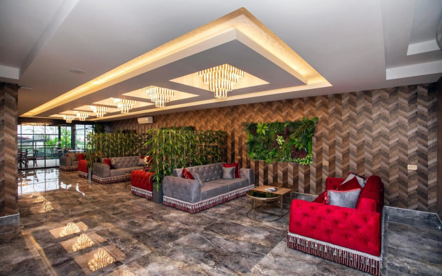 Marina Green Residence & Hotel