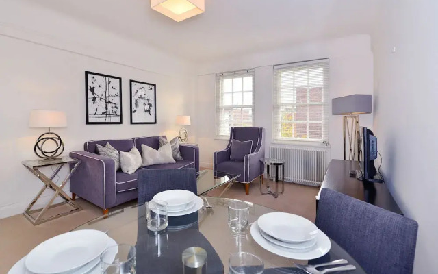 Pelham Court Apartments