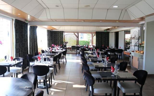 Hôtel Restaurant Clément Ader
