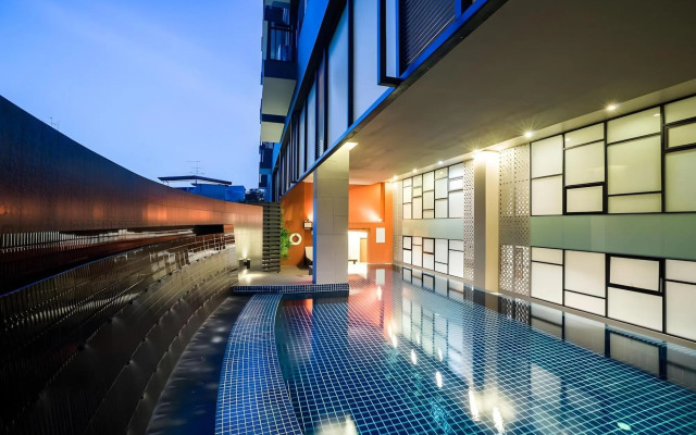 Beyond Suite Hotel