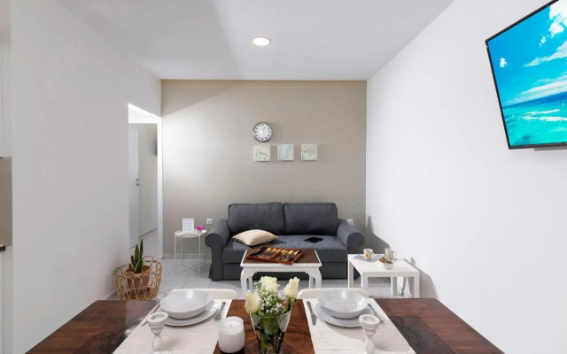 Stylish Apartment by City Center
