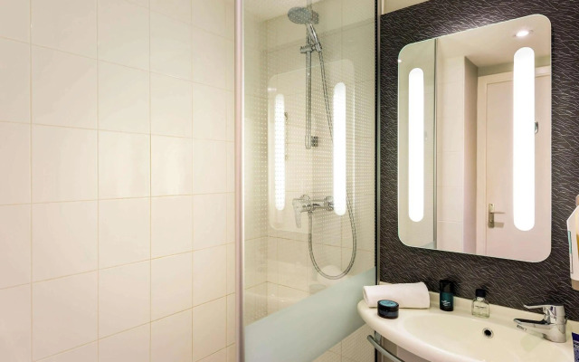 ibis Roscoff bord de mer