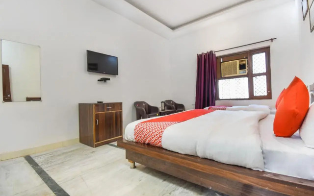 Oyo Flagship 71698 Gangotri Guest House