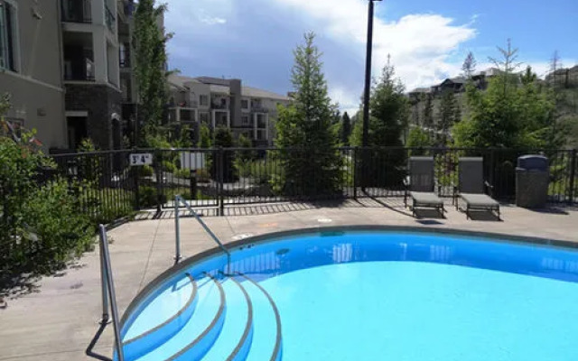 Pinnacle Pointe - By Vacations Kelowna