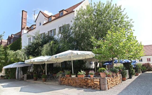 Hotel Traubenbra U