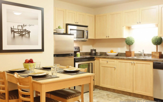 Vegreville Suites