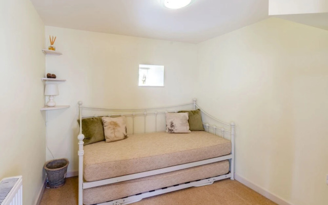 Upstairs Downstairs Cottage
