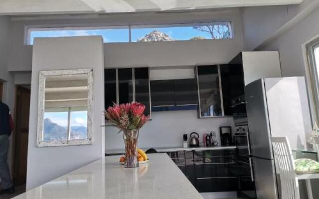 Mountain & Sea Apartments