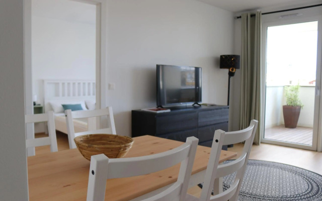 Vienna Sunny Side Up Apartments