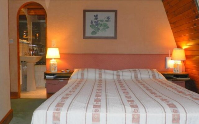 Relais Saint Roch Rest. La Petite Maison