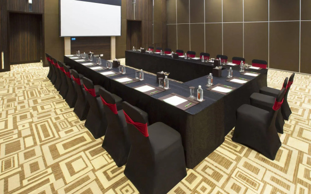 Holiday Inn Chennai OMR IT Expressway by IHG