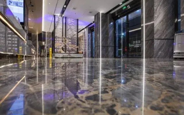 Xuwen Wilton Intelligent Hotel