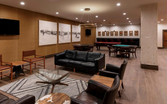 Estancia del Norte San Antonio, Tapestry Collection by Hilton
