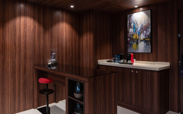 Warwick Al Taif Hotel